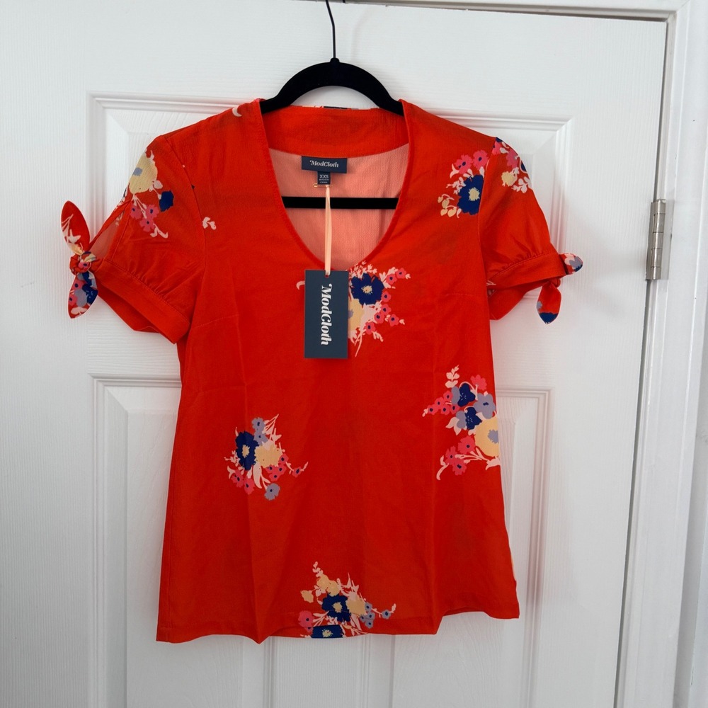 ModCloth Womens XXS Floral V-Neck Blouse Orange Red Short Sleeve Tie Detail New